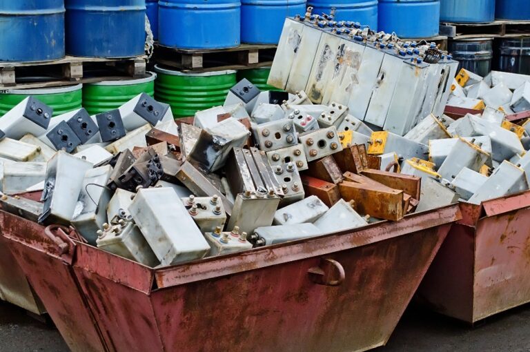 Alte Batterien zum Recyceln